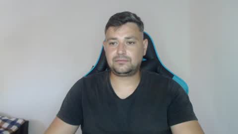 Snapshot of just_a_nice_guy_27 chatting on July 7, 2026, 11:36 am Alex online show from July 7, 2026, 11:36 am