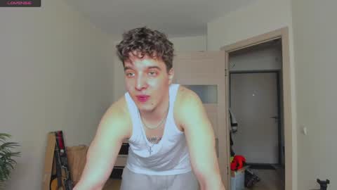 Snapshot of just_edwins chatting on June 2, 2026, 5:15 pm Edwins online show from June 2, 2026, 5:15 pm