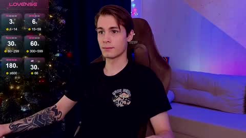 Snapshot of just_sammy chatting on January 5, 2025, 10:29 pm Samuel online show from January 5, 2025, 10:29 pm