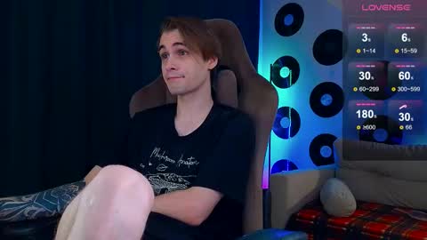 Snapshot of just_sammy chatting on October 12, 2025, 3:33 pm Samuel online show from October 12, 2025, 3:33 pm