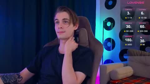 Snapshot of just_sammy chatting on October 16, 2025, 7:37 pm Samuel online show from October 16, 2025, 7:37 pm