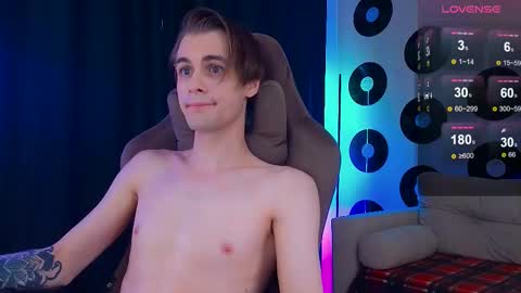 Snapshot of just_sammy chatting on October 22, 2025, 5:52 am Samuel online show from October 22, 2025, 5:52 am
