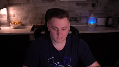 Snapshot of just_top chatting on January 17, 2025, 8:33 pm David online show from January 17, 2025, 8:33 pm