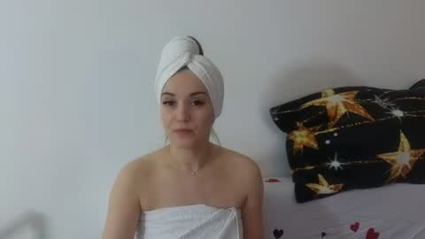 Snapshot of justanneagain chatting on August 4, 2026, 7:49 pm JustAnne online show from August 4, 2026, 7:49 pm