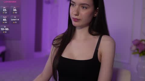 Snapshot of justbarbie_new_ chatting on January 10, 2025, 7:43 pm Katarina online show from January 10, 2025, 7:43 pm