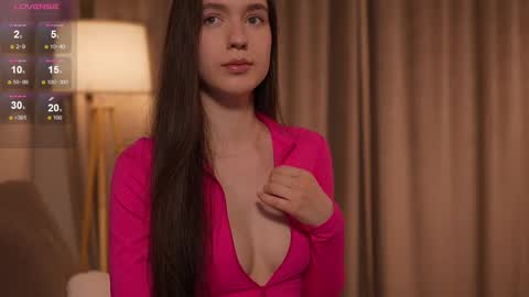 Snapshot of justbarbie_new_ chatting on February 9, 2025, 7:09 pm Katarina online show from February 9, 2025, 7:09 pm