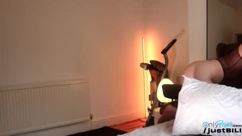 Billie  B  William online show from October 8, 2025, 8:34 am