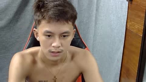 Snapshot of justcallme_james chatting on June 8, 2026, 3:40 am James online show from June 8, 2026, 3:40 am