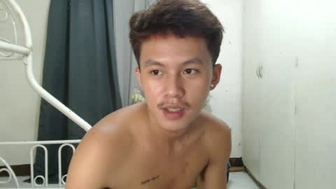 Snapshot of justcallme_james chatting on June 18, 2026, 9:14 am James online show from June 18, 2026, 9:14 am