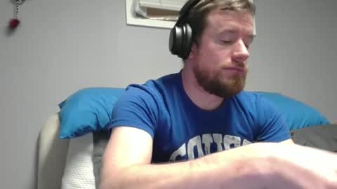 justformeandmyself1234 online show from December 18, 2024, 7:26 am