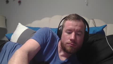 justformeandmyself1234 online show from February 19, 2025, 4:34 am