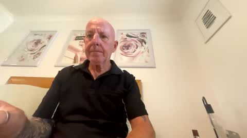 justhavingfun2468 online show from January 9, 2025, 6:27 am