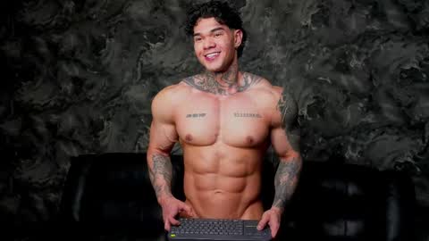 justin clark1 online show from March 28, 2026, 1:49 am