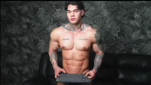 justin clark1 online show from May 10, 2026, 4:28 am