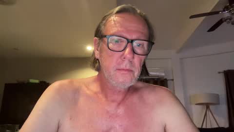 Snapshot of justin_hornyyyy chatting on December 21, 2025, 2:13 pm justin_hornyyyy online show from December 21, 2025, 2:13 pm