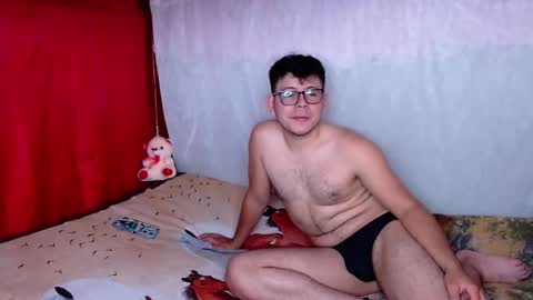 JUSTIN Y JAZMIN online show from February 7, 2026, 6:33 pm