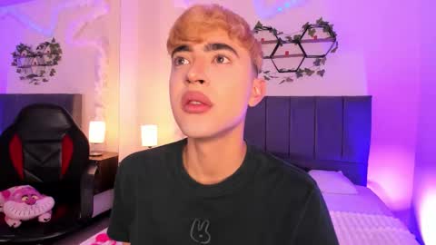 Justin online show from November 10, 2025, 11:20 am