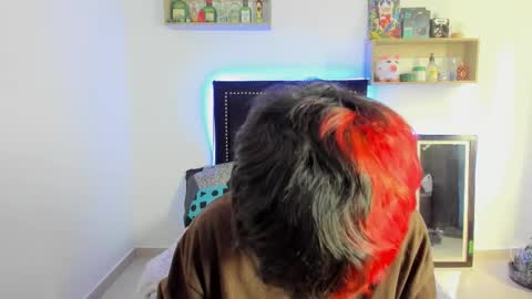 Snapshot of justine_ad chatting on November 14, 2025, 12:48 pm Justine online show from November 14, 2025, 12:48 pm