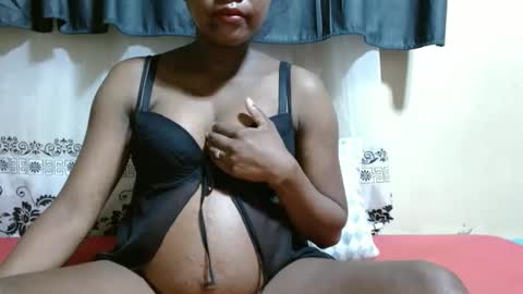 Justlhot online show from February 21, 2025, 1:33 am