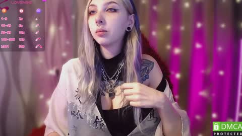 justmeowgirl online show from February 5, 2025, 6:13 am