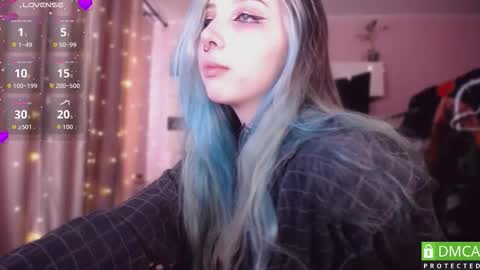 justmeowgirl online show from March 6, 2026, 5:37 am