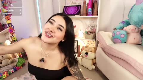 Snapshot of justonecute chatting on April 30, 2026, 1:56 am Emy online show from April 30, 2026, 1:56 am