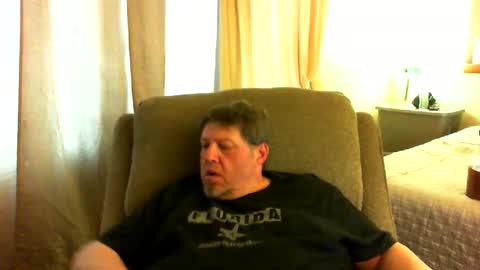 Snapshot of justsetfree chatting on February 2, 2025, 8:41 pm justsetfree online show from February 2, 2025, 8:41 pm