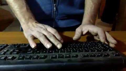 Snapshot of juvevan chatting on February 9, 2025, 6:37 pm juvevan online show from February 9, 2025, 6:37 pm