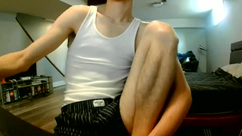 Snapshot of jwstanz chatting on June 24, 2026, 1:32 pm jwstanz online show from June 24, 2026, 1:32 pm