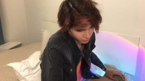 Snapshot of k0sta_32 chatting on December 12, 2024, 10:09 pm  k0sta online show from December 12, 2024, 10:09 pm