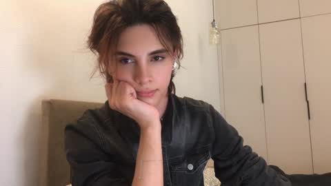 Snapshot of k0sta_32 chatting on December 28, 2024, 8:37 am  k0sta online show from December 28, 2024, 8:37 am