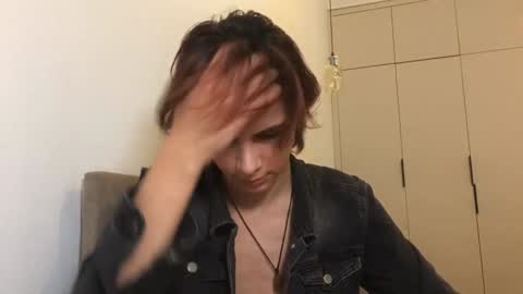 Snapshot of k0sta_32 chatting on December 30, 2024, 5:34 pm  k0sta online show from December 30, 2024, 5:34 pm