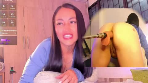  Karolin  online show from April 12, 2026, 1:21 am