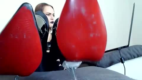 k_queen36 online show from January 12, 2026, 12:32 pm