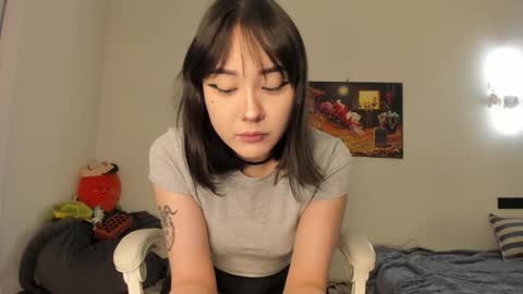 Kaoru online show from February 26, 2026, 11:31 am