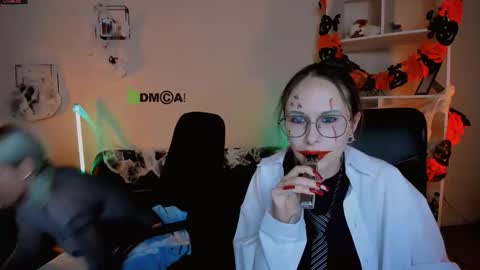 Snapshot of kaela_spell_ chatting on October 20, 2025, 7:14 pm kaela_spell_ online show from October 20, 2025, 7:14 pm