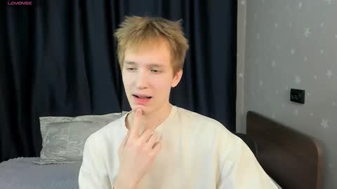 Snapshot of kai_milller chatting on February 5, 2026, 7:29 pm Kai online show from February 5, 2026, 7:29 pm