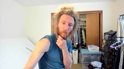 Snapshot of kaiku77 chatting on May 9, 2026, 5:40 pm Kaiku77 online show from May 9, 2026, 5:40 pm