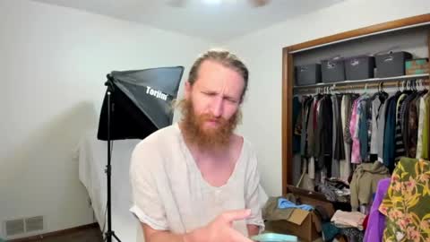 Snapshot of kaiku77 chatting on June 2, 2026, 4:20 pm Kaiku77 online show from June 2, 2026, 4:20 pm