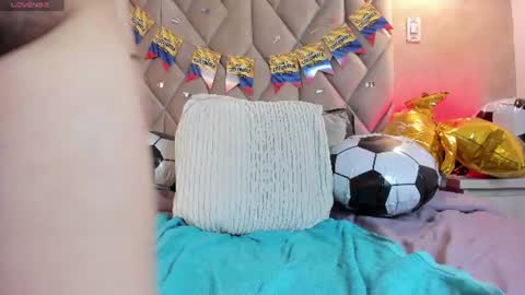 Kailin online show from June 24, 2026, 12:26 pm