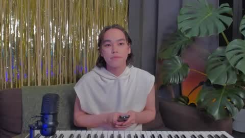 Snapshot of kain_takedaa chatting on February 19, 2025, 2:01 am Kain online show from February 19, 2025, 2:01 am