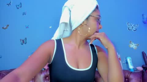 kaira_mosse_ online show from April 7, 2026, 10:59 am