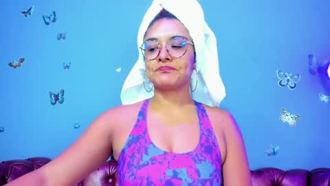 kaira_mosse_ online show from May 10, 2026, 11:26 am