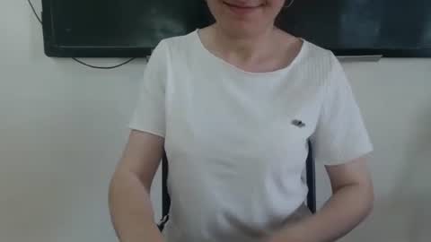Milana online show from June 2, 2026, 7:32 am