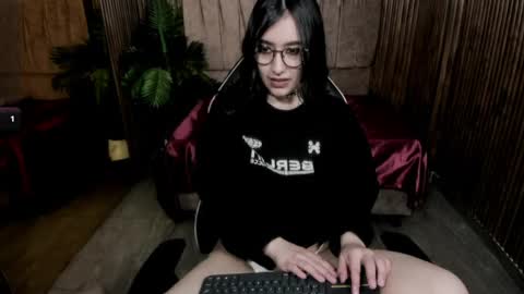  Kairy  online show from April 10, 2026, 3:34 am