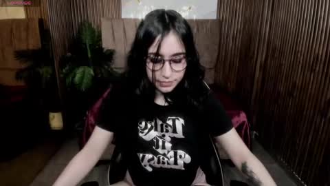  Kairy  online show from April 12, 2026, 3:11 am