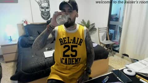 Snapshot of kaiser679 chatting on February 21, 2025, 3:01 am kaiser679 online show from February 21, 2025, 3:01 am