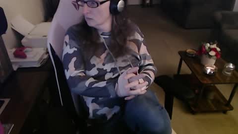 Camprincess331 online show from February 6, 2026, 2:16 am