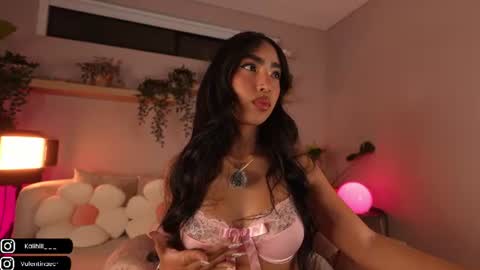 Snapshot of kali_hiill chatting on August 4, 2026, 5:21 am Sweet Kali online show from August 4, 2026, 5:21 am