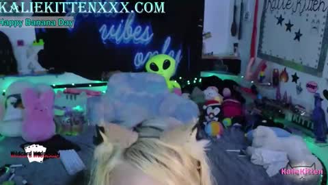 KalieKitten online show from April 15, 2026, 8:53 pm